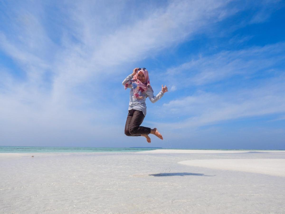 Asta Homestay Îles Îles Karimunjawa Extérieur photo