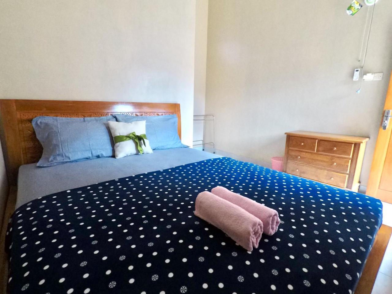 Asta Homestay Îles Îles Karimunjawa Extérieur photo