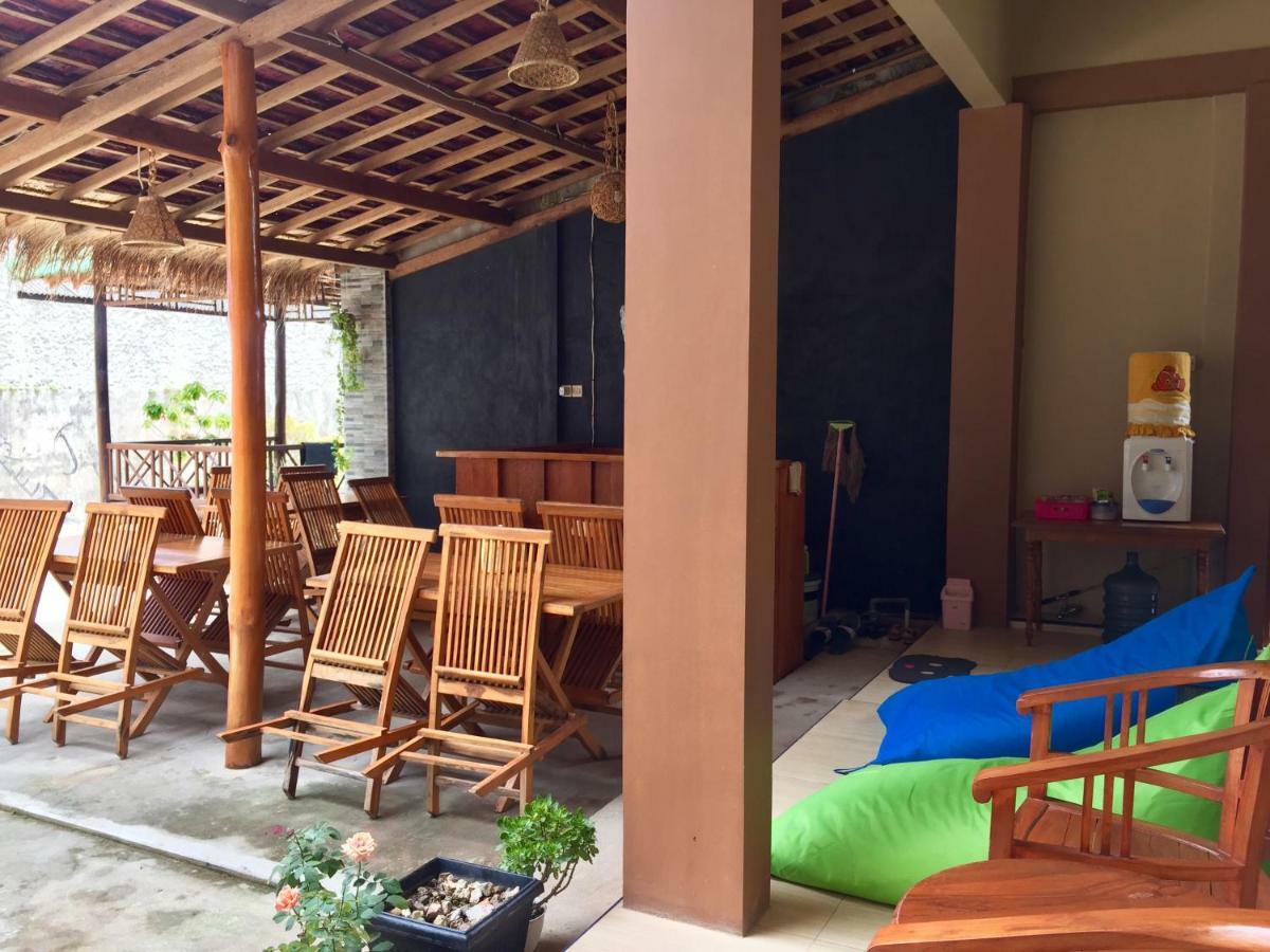 Asta Homestay Îles Îles Karimunjawa Extérieur photo